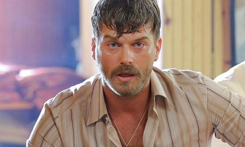 Organize İşler’in Saruhan’ı geri döndü! Kıvanç Tatlıtuğ’un değişimi şaşırttı - 3. Resim