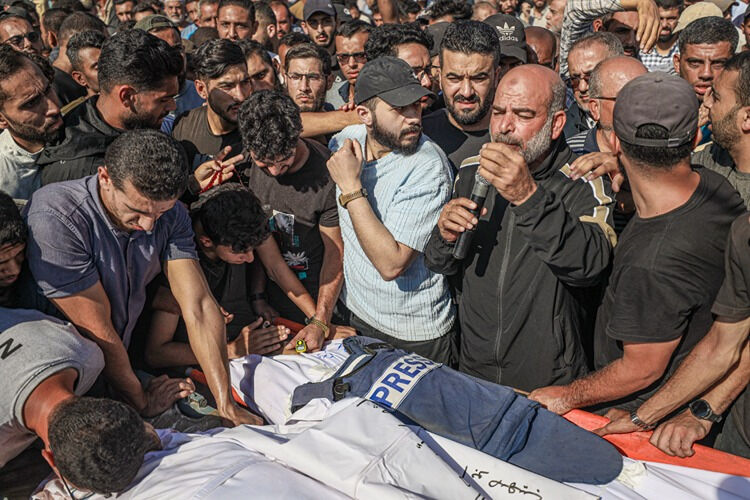 Şehit edilen Filistinli gazetecinin son mesajı: Savaş bitse bile Gazze’nin yanında olun - 1. Resim