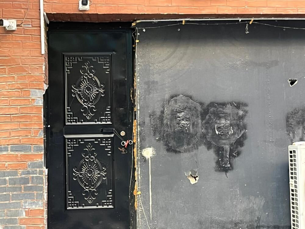 Yaşlı kadının hukuk zaferi! Evinin altındaki eğlence mekanını kapattırdı - 1. Resim