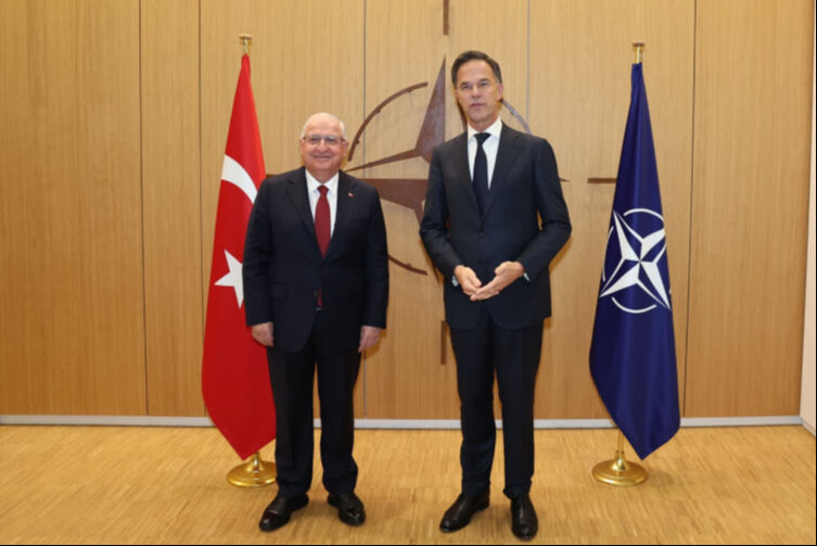 Bakan Güler, NATO Genel Sekreteri Rutte ile görüştü - 1. Resim
