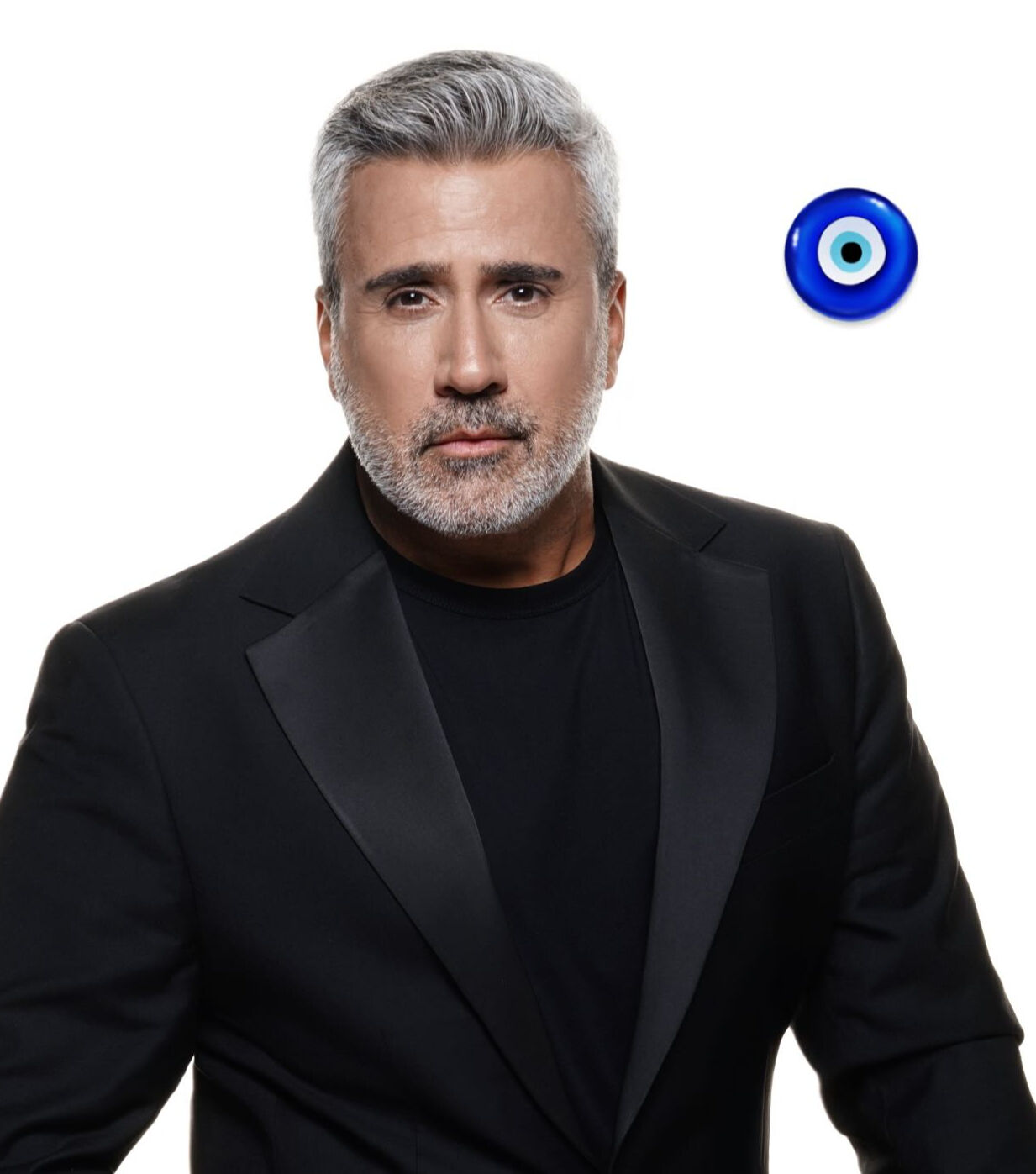 Emrah sahnelere dönüyor… Yeni imajını herkes Özcan Deniz’e benzetti - 1. Resim