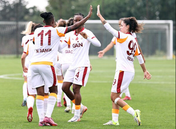 Galatasaray, Kadın Süper Ligi'nde gol oldu yağdı: 17-0'lık galibiyet gündem oldu - 2. Resim