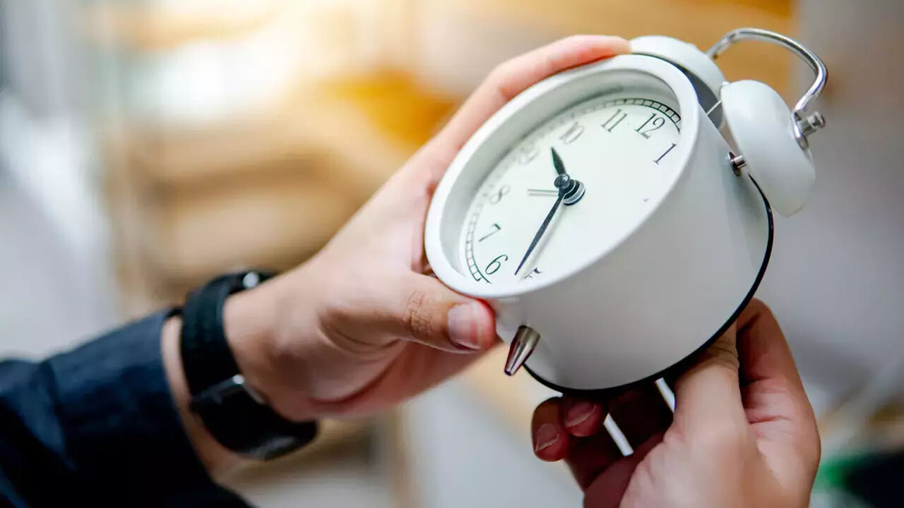 Saatler ne zaman geri alınacak, 2025 kış saati uygulaması geri gelecek mi? - 2. Resim
