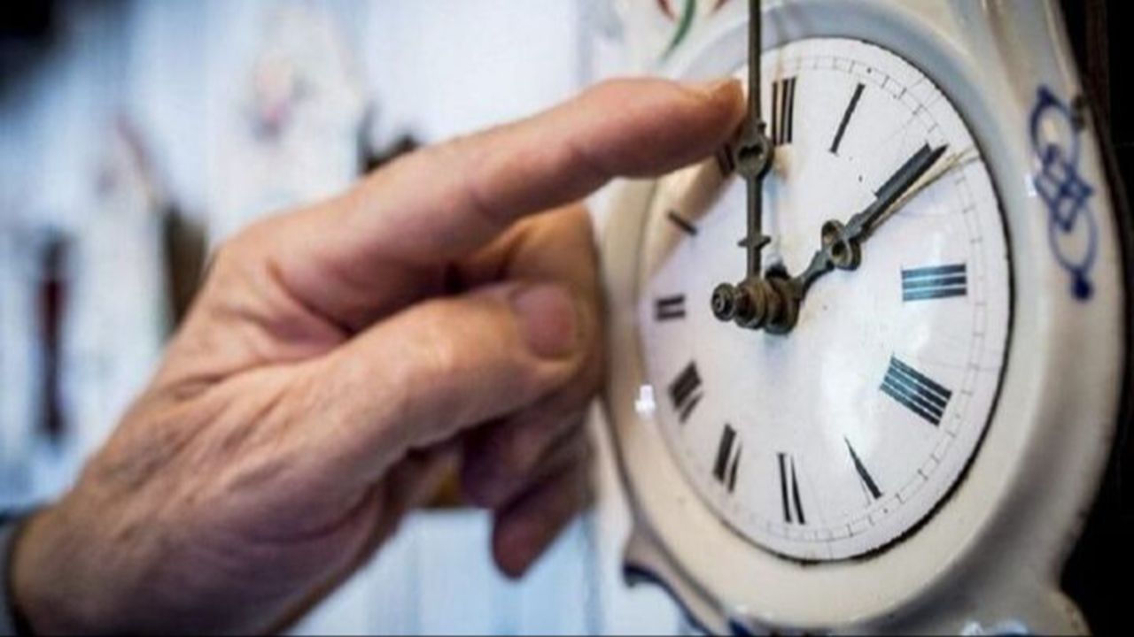 Saatler ne zaman geri alınacak, 2025 kış saati uygulaması geri gelecek mi? Saatler ne zaman geri alınacak, 2025 kış saati uygulaması geri gelecek mi?