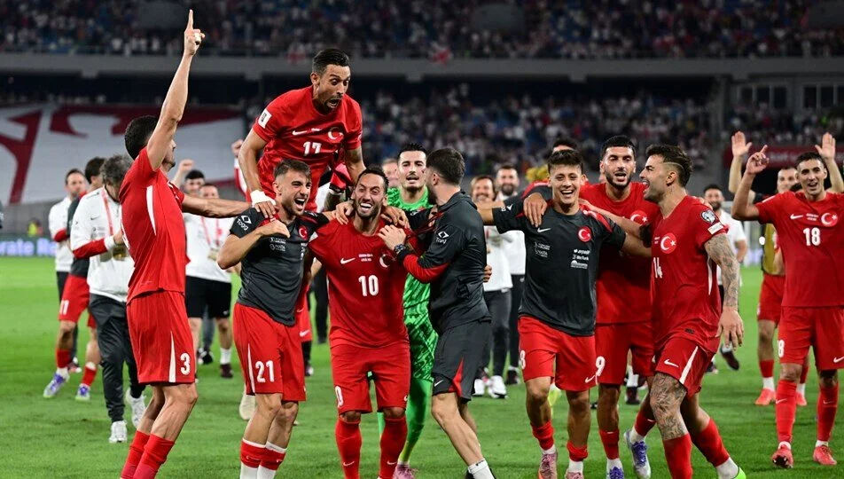 Türkiye ikinci sırada Dünya Kupası'na gidebilir mi? İspanya ile puan farkı daralıyor! - 2. Resim