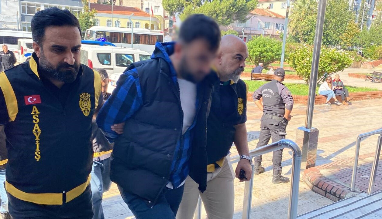 Aydın'da genç kız, arkadaşının akrabaları tarafından bıçaklandı! - 1. Resim