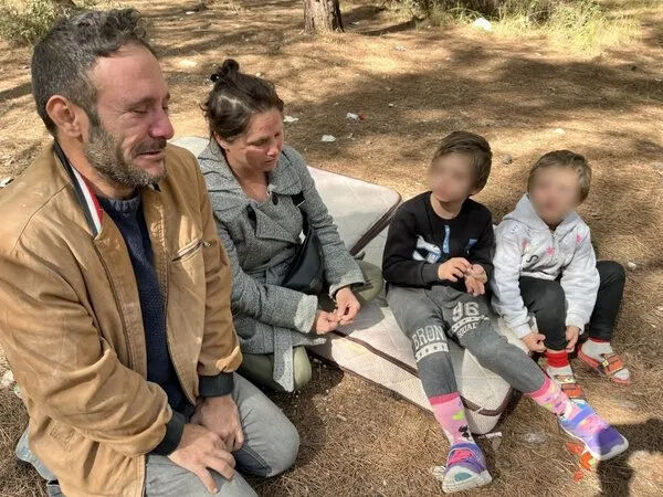 Bakanlıktan açıklama geldi! Ormanda yaşayan ailenin akıbeti belli oldu Bakanlıktan açıklama geldi! Ormanda yaşayan ailenin akıbeti belli oldu - 1. Resim