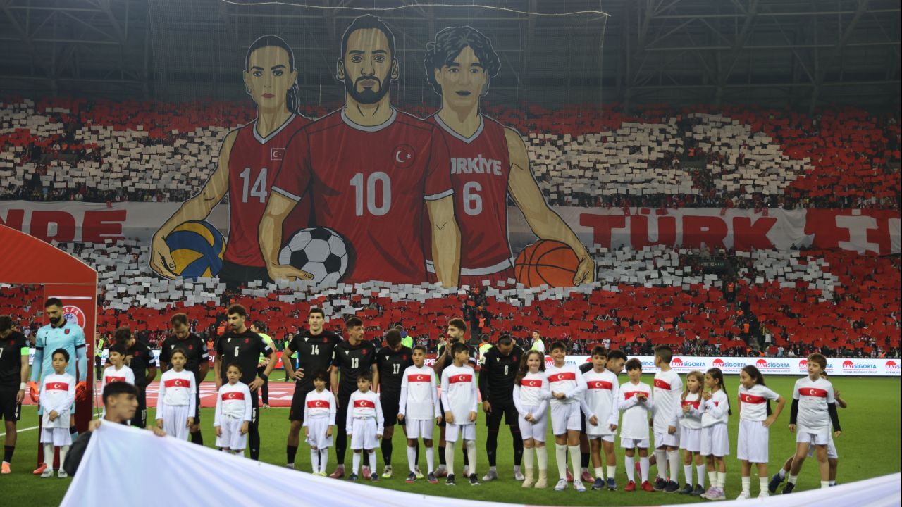 Cedi Osman'dan 'koreografi' açıklaması: Bir anda kendimi ekranda gördüm, şaşırdım