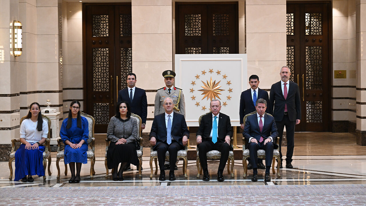 Cumhurbaşkanı Erdoğan, 4 ülkenin büyükelçilerini kabul etti - 2. Resim