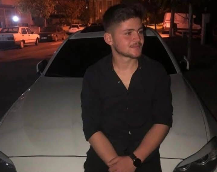 Dereye uçan araçta can verdiler! Gün ağarınca fark edildiler Dereye uçan araçta can verdiler! Gün ağarınca fark edildiler - 1. Resim