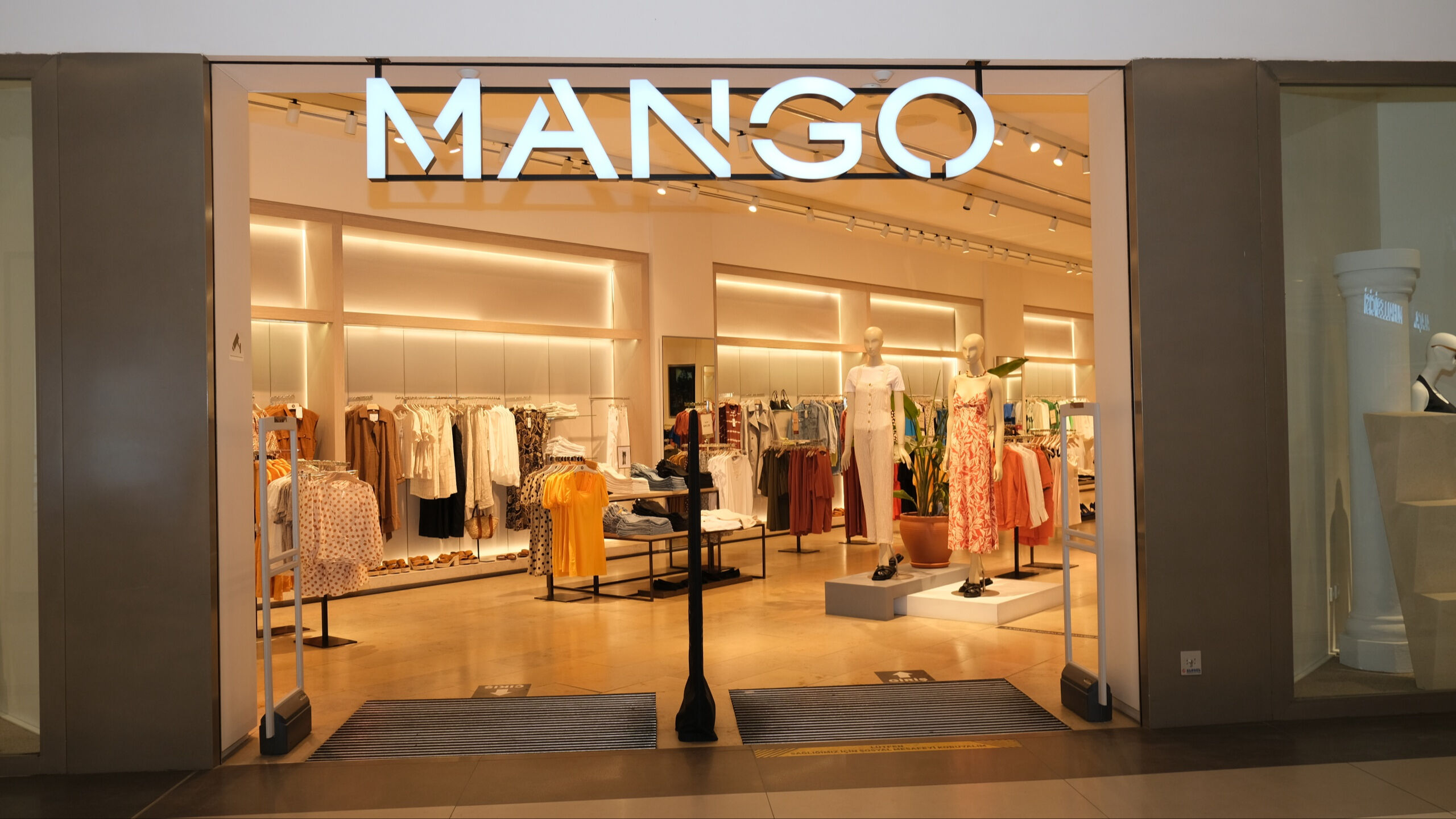 Mango müşterilerinin bilgileri çalındı! Kredi kartı bilgileri tehlikede mi? - 1. Resim