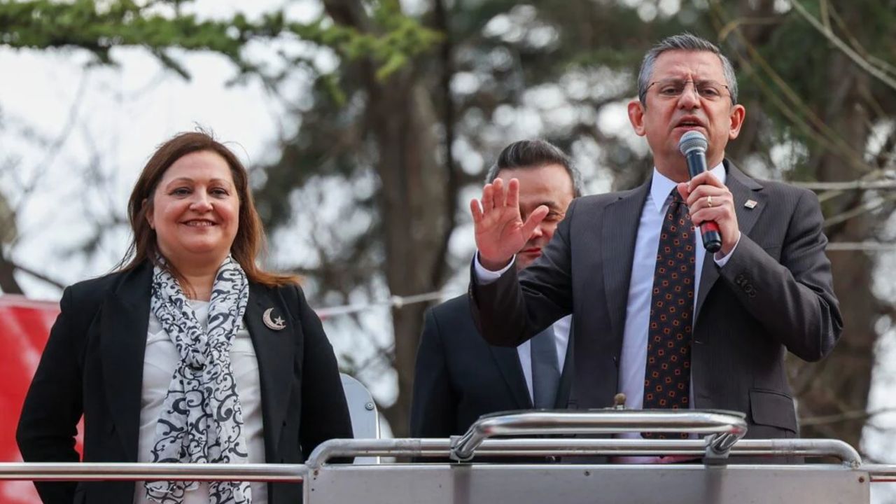 AK Parti'ye geçecek mi? Burcu Köksal'dan ilk açıklama