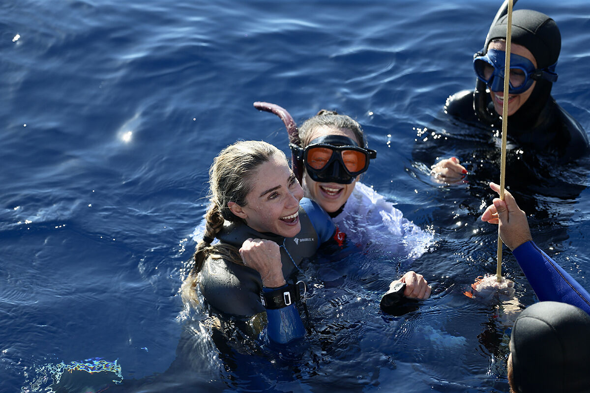 Gazze için nefesini tuttu: Şahika Ercümen'den Kaş'ta dünya rekoru Gazze için nefesini tuttu: Şahika Ercümen'den Kaş'ta dünya rekoru - 2. Resim