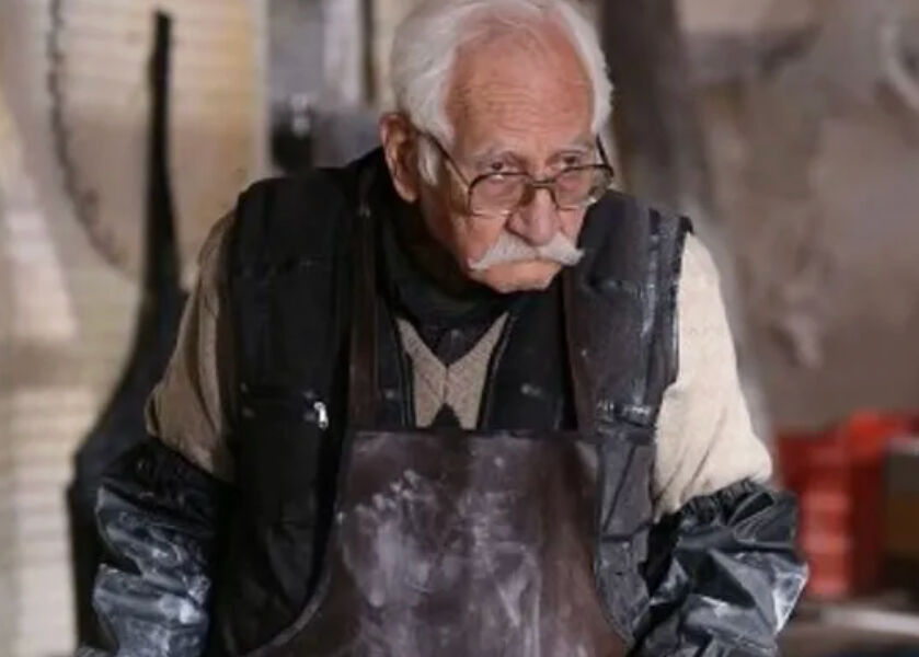 Mehmet Güzelbeyoğlu kimdir? Arif Erkin'in oğlu Mehmet Güzelbeyoğlu'nun hayatı araştırılıyor Mehmet Güzelbeyoğlu kimdir? Arif Erkin'in oğlu Mehmet Güzelbeyoğlu'nun hayatı araştırılıyor - 2. Resim