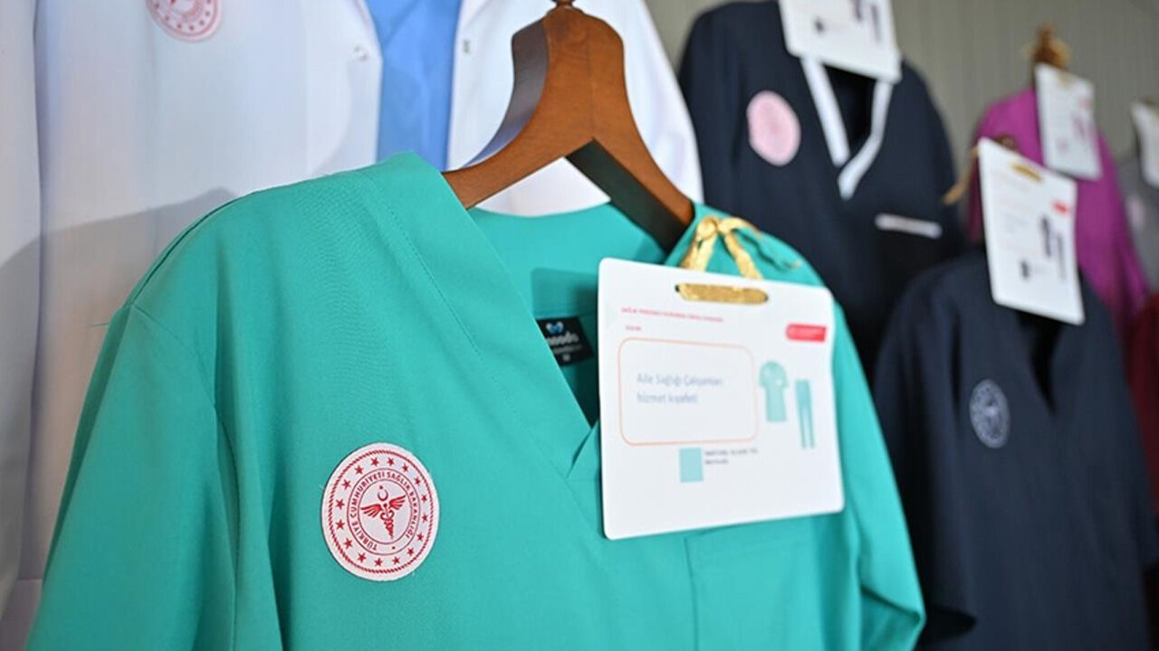 Sağlıkta 'tek tip' uygulama başlıyor! Hastanede kim kimdir artık karışmayacak - 3. Resim