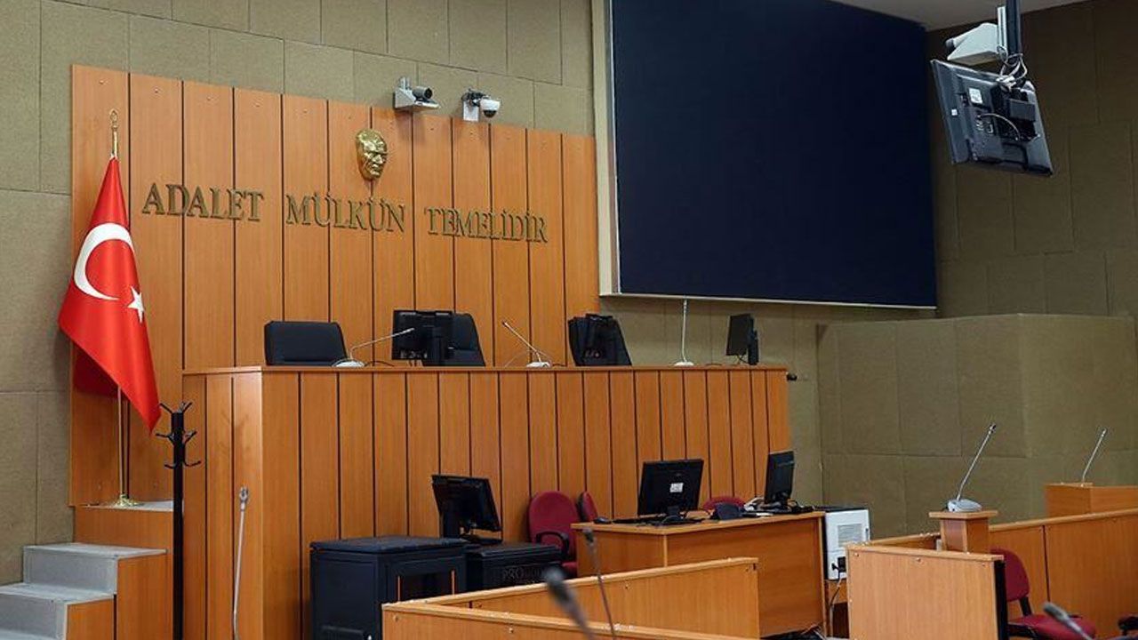 "Seni Kastamonu’da gezdirmem" sözü tahrik sayıldı: Baba ve oğula indirimli ceza "Seni Kastamonu’da gezdirmem" sözü tahrik sayıldı: Baba ve oğula indirimli ceza