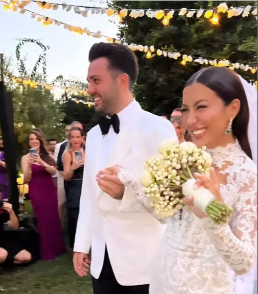 Ünlü şarkıcı Sibel Can babaanne oldu! İşte torununun ismi… - 3. Resim