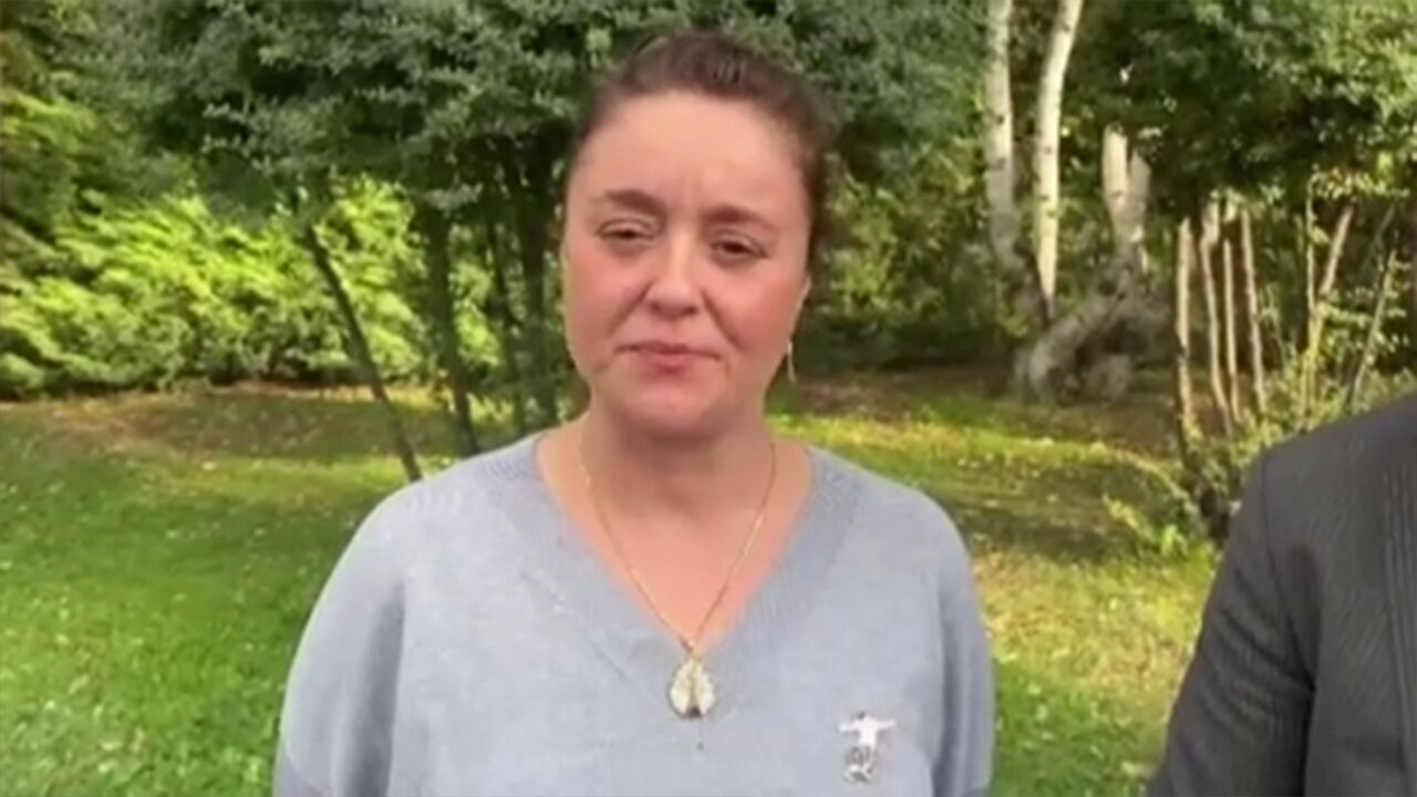 Yasemin Minguzzi, 5 siyasi partiyi ziyaret etti! DEM Parti'yi pas geçti - 1. Resim