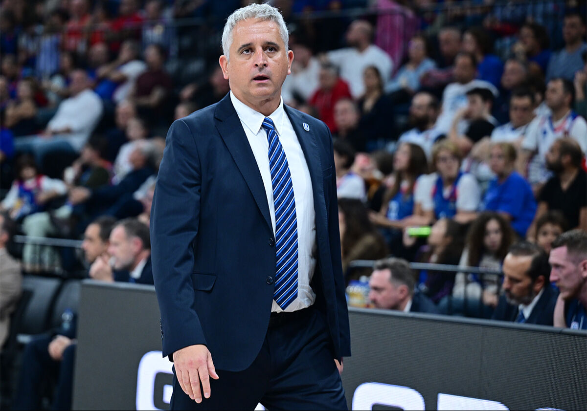 Anadolu Efes'te Kokoskov: Tüm sorumluluğu üstüme alıyorum - 2. Resim