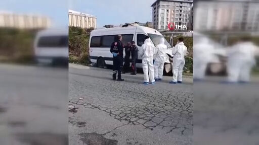 Beylikdüzü’nde sır ölüm: 2 haftadır kayıptı, minibüsünde ölü bulundu - 1. Resim
