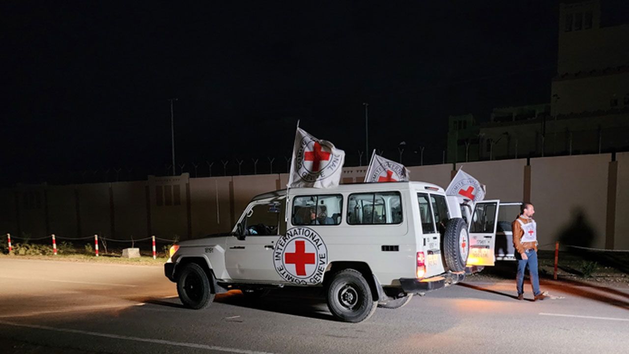 Hamas 2 İsrailli rehinen cesedini bugün teslim edecek Hamas 2 İsrailli rehinen cesedini bugün teslim edecek