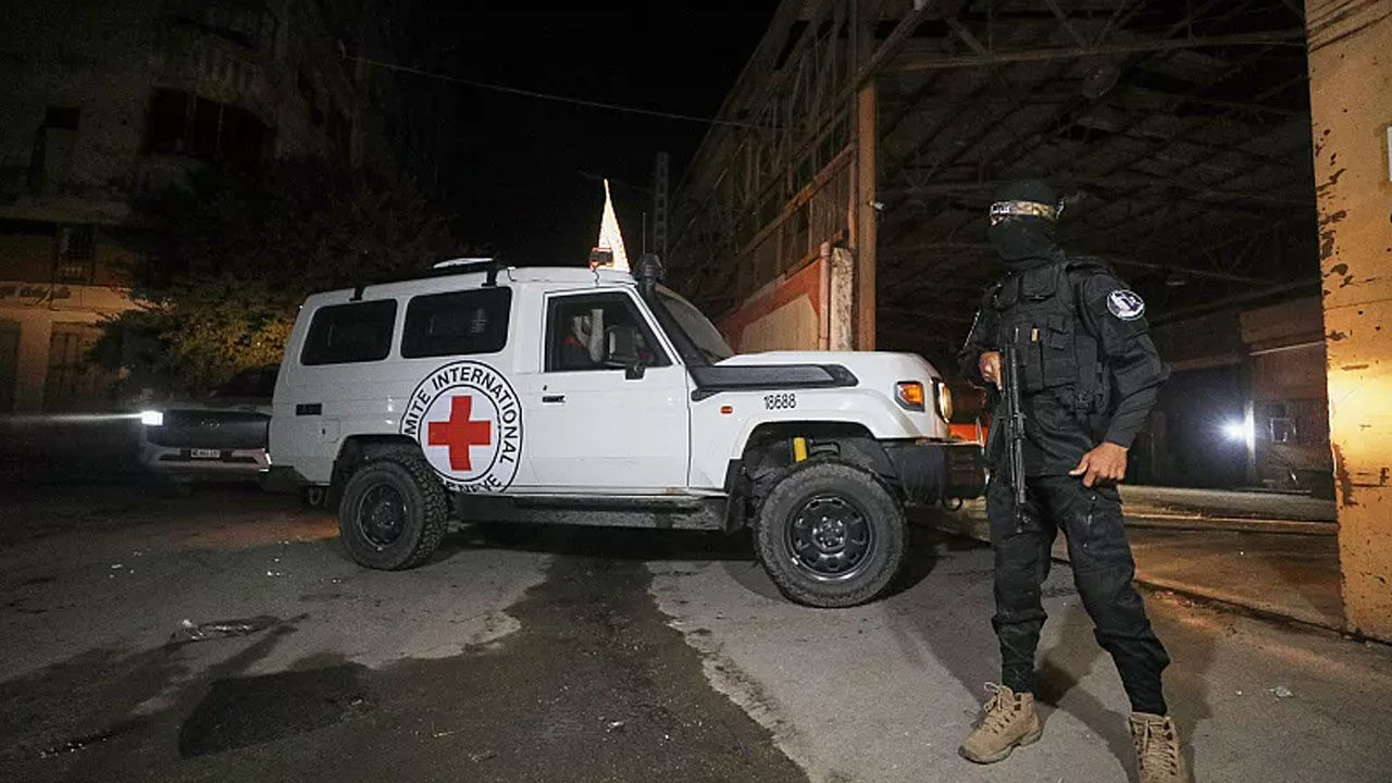 Hamas 2 İsrailli rehinen cesedini bugün teslim edecek - 1. Resim