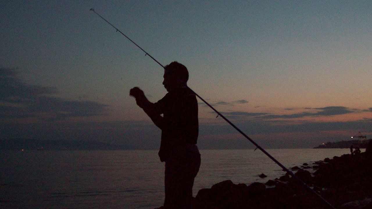 İzmir’de korkunç olay! Oltaya balık değil insan kafatası takıldı İzmir’de korkunç olay! Oltaya balık değil insan kafatası takıldı