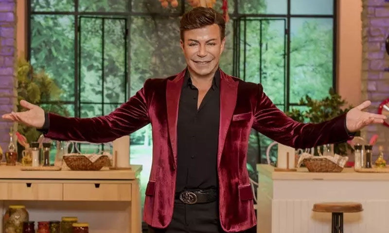 Kalp krizi geçiren Fatih Ürek için zor süreç: Beyin sapında ciddi hasar iddiası - 2. Resim