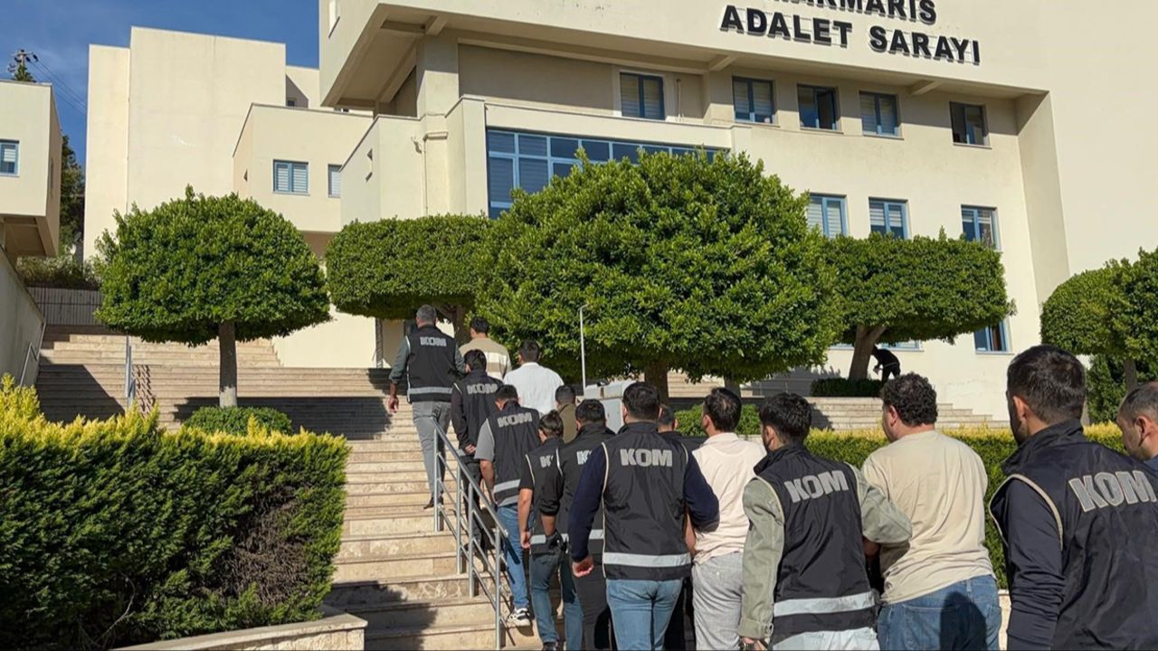 Marmaris’te FETÖ operasyonu: Kaçış planı denizde bitti! Marmaris’te FETÖ operasyonu: Kaçış planı denizde bitti!