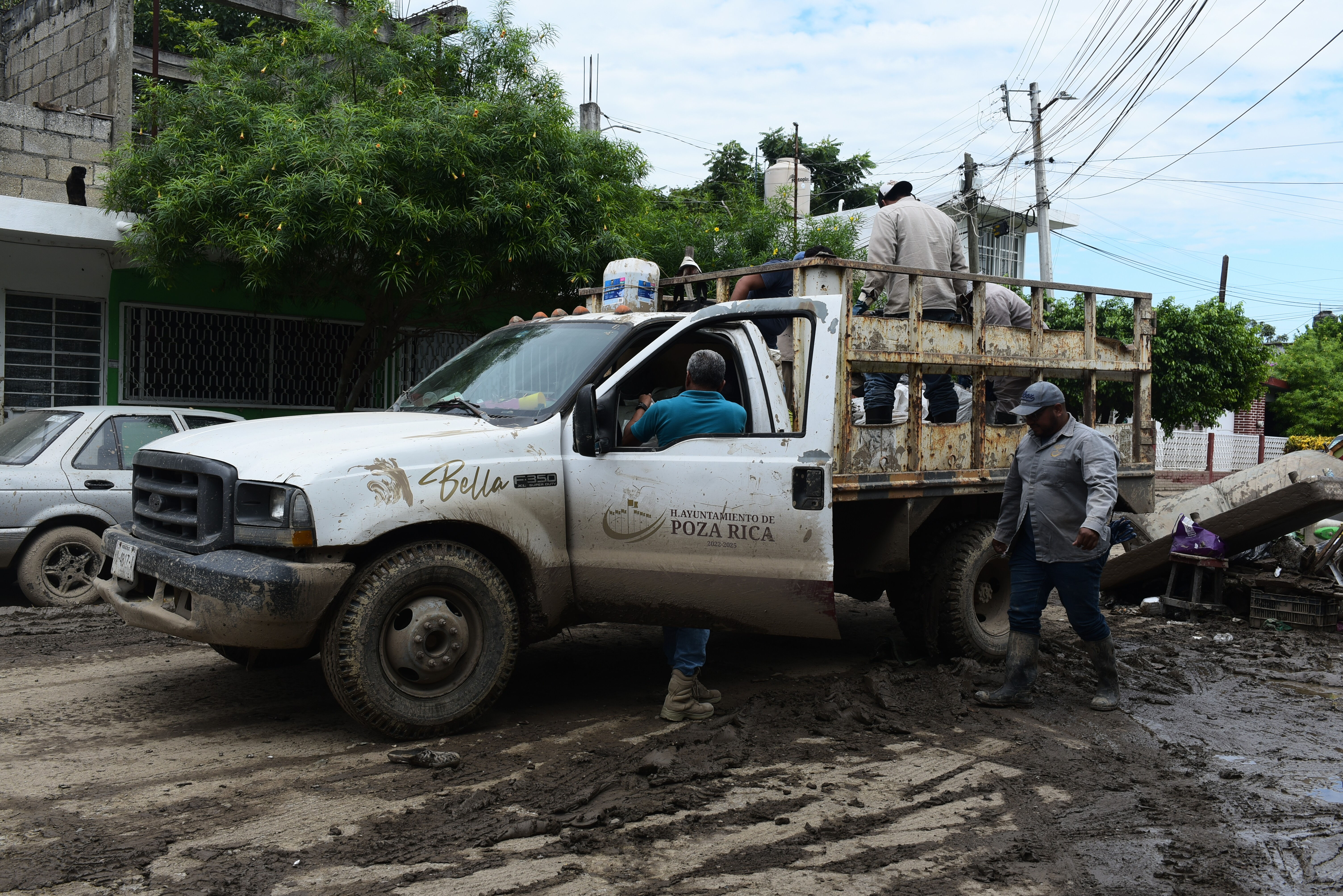 Meksika'yı sel vurdu! Onlarca ölü ve kayıp var - 1. Resim