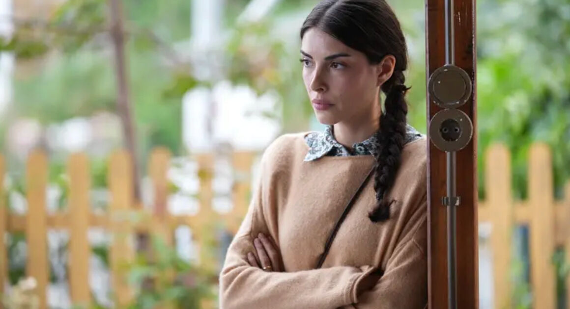 Taşacak Bu Deniz oyuncuları ve karakterleri kimler? - 2. Resim