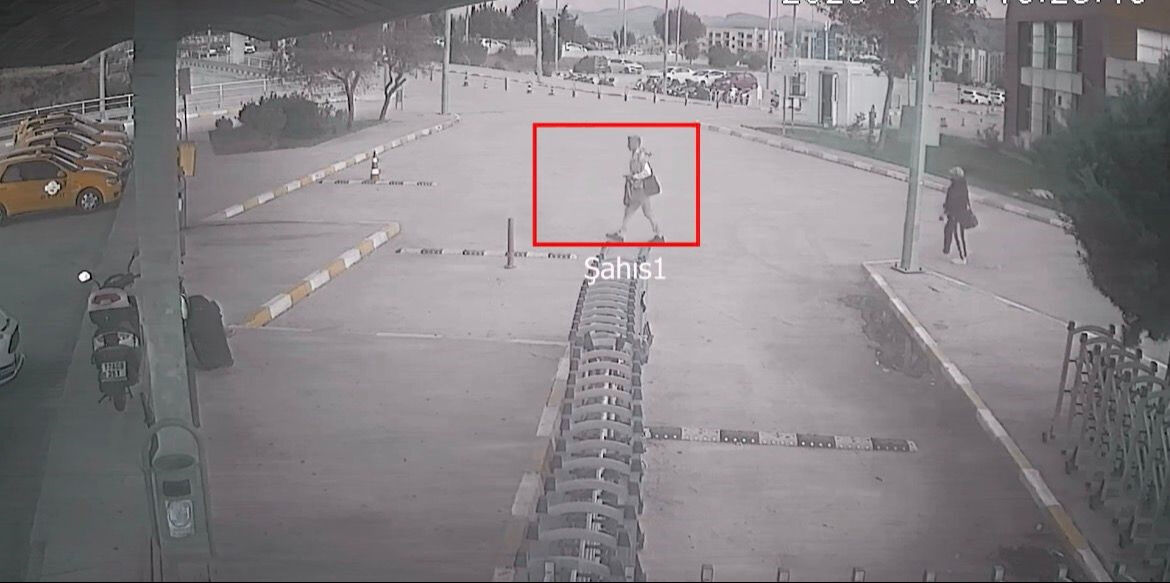 Tomografide şok eden görüntü! Midesinden çıkanların ardından hapsi boyladı - 1. Resim