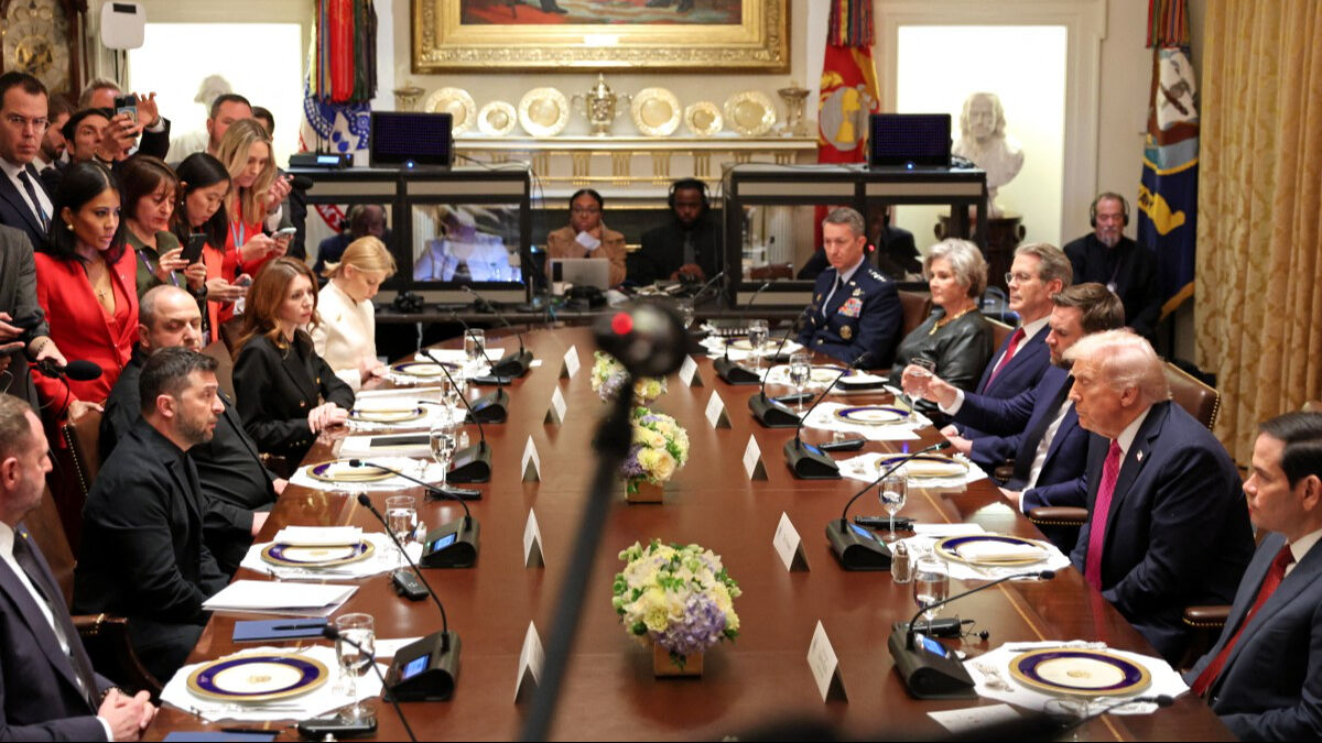 Trump, Tomahawk füzeleri için yeşil ışık yakmadı! Putin ve Zelenskiy'e