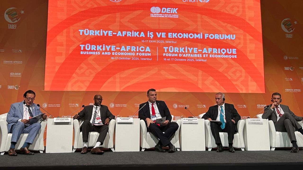 Türk ilaç ve medikal firmalarına açık davet: “Afrika’nın sağlığını birlikte geliştirelim” Türk ilaç ve medikal firmalarına açık davet: “Afrika’nın sağlığını birlikte geliştirelim”