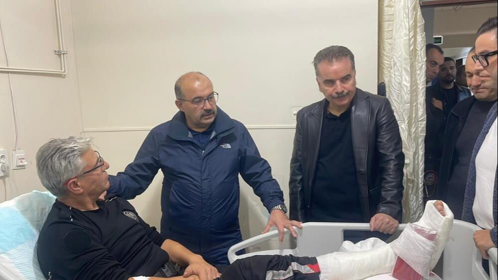 Edremit'te araç gasp eden şahıs polisle çatışmaya girdi! Ölü ve yaralılar var - 2. Resim