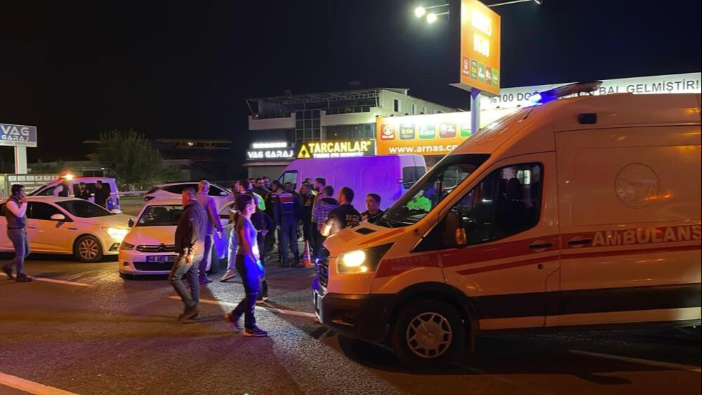 Edremit'te araç gasp eden şahıs polisle çatışmaya girdi! Ölü ve yaralılar var - 3. Resim