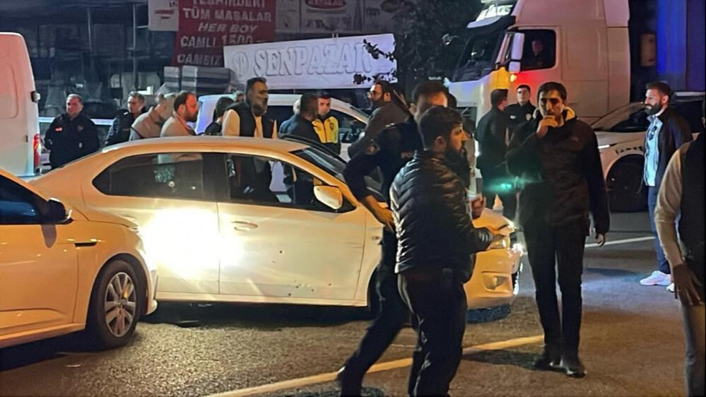 Edremit'te araç gasp eden şahıs polisle çatışmaya girdi! Ölü ve yaralılar var - 4. Resim