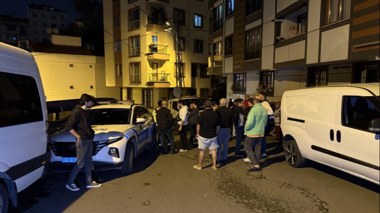 Eyüpsultan'da sıcak saatler! Park halindeki 8 araca çarptı, 'bir şey yok' deyip kaçtı - 3. Sayfa