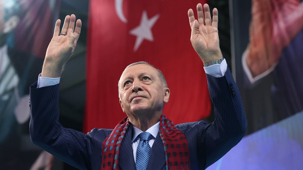 "Kaç kere uyandırdım hatırlamıyorum": Hakan Fidan, Cumhurbaşkanı Erdoğan’la çalışmanın perde arkasını anlattı "Kaç kere uyandırdım hatırlamıyorum": Hakan Fidan, Cumhurbaşkanı Erdoğan’la çalışmanın perde arkasını anlattı - 2. Resim