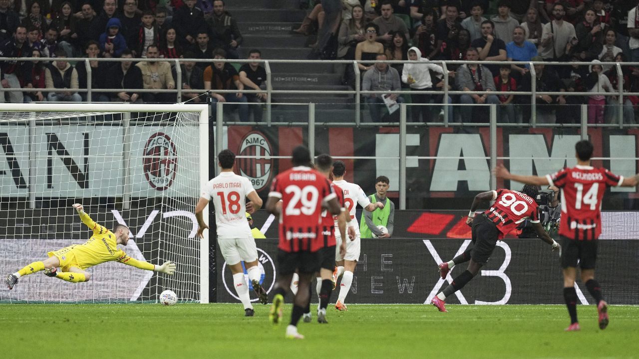 Milan-Fiorentina maçı nerede izlenir, ne zaman, hangi kanalda? Muhtemel 11 açıklandı! Milan-Fiorentina maçı nerede izlenir, ne zaman, hangi kanalda? Muhtemel 11 açıklandı!