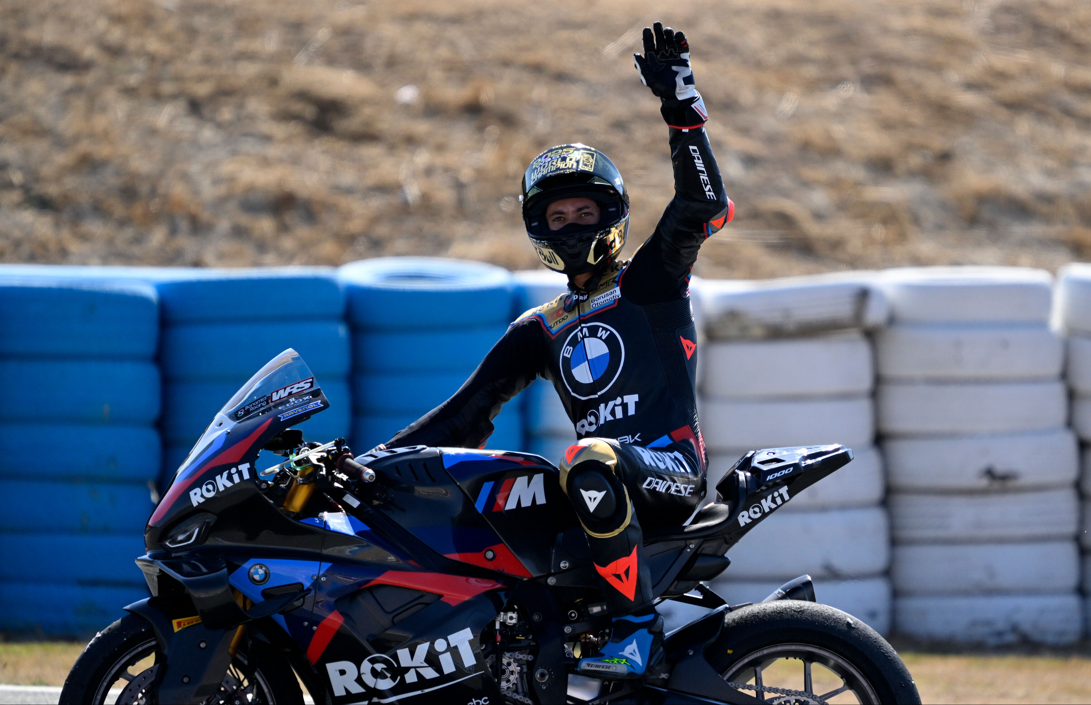 Toprak Razgatlıoğlu 3'üncü kez dünya şampiyonu! - 1. Resim