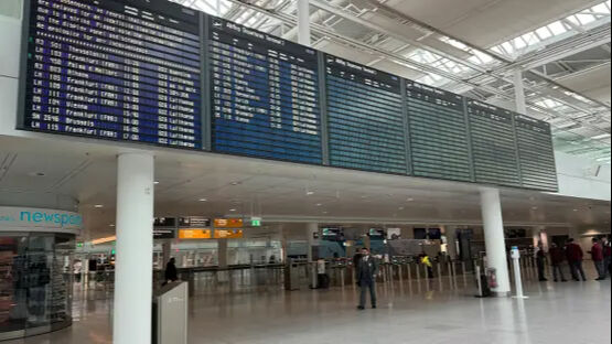 Avrupa’da hava trafiği felç oldu! İki havalimanında 'drone alarmı' yüzünden uçuşlar durdu! - 1. Resim