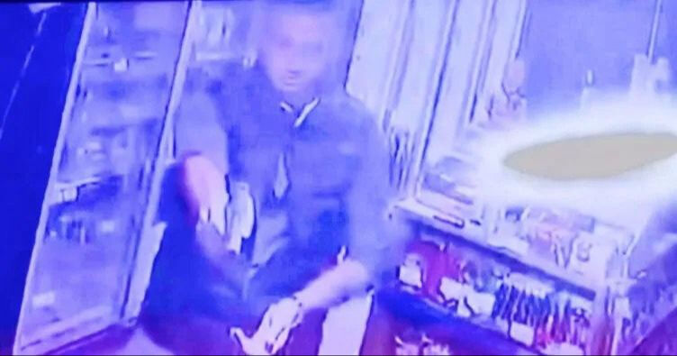 Balıkesir'de 2 kişiyi öldürüp, 7 kişiyi yaralayan saldırganın yeni görüntüleri ortaya çıktı - 4. Resim