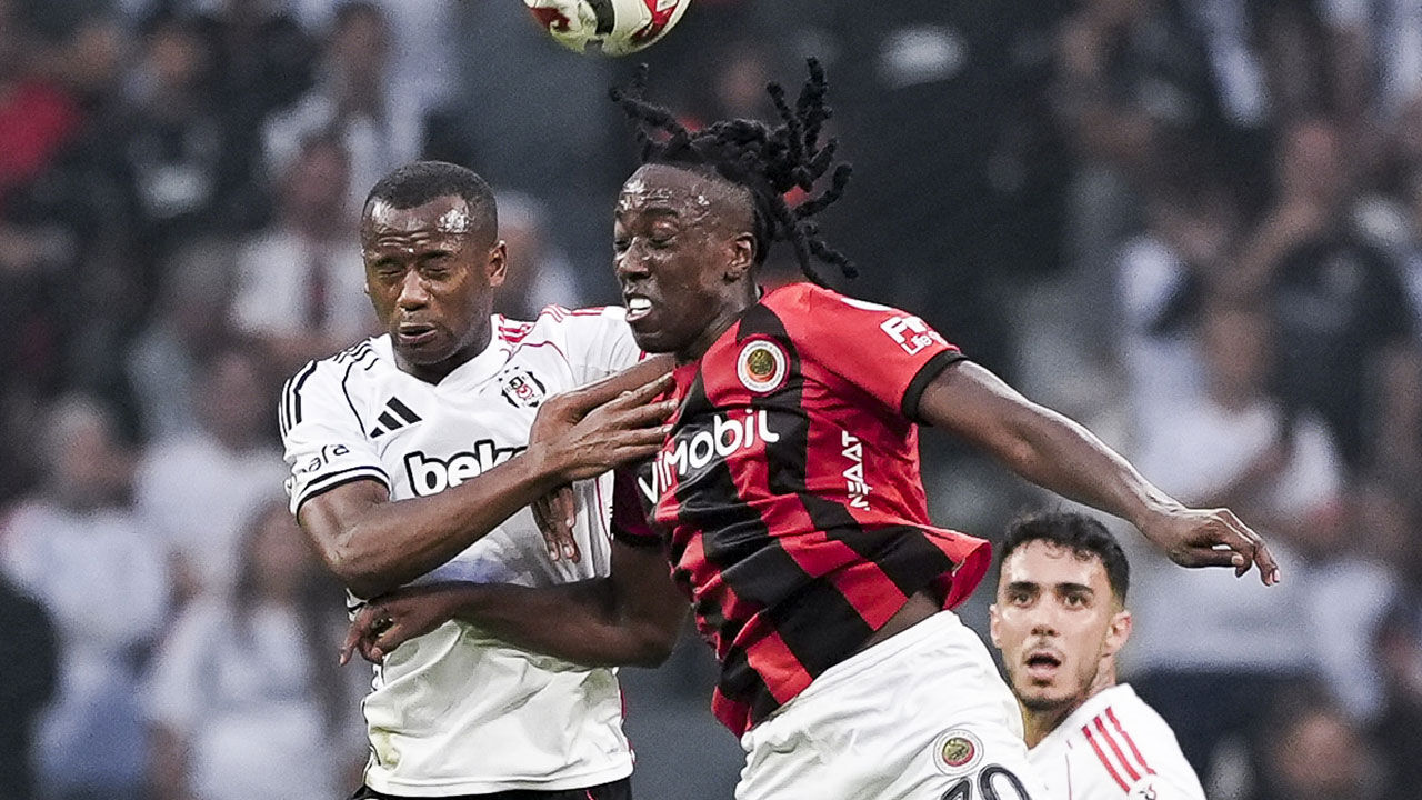 Beşiktaş'ta Sergen Yalçın tepki çekti: Umutlar yerini karamsarlığa bıraktı - 1. Resim