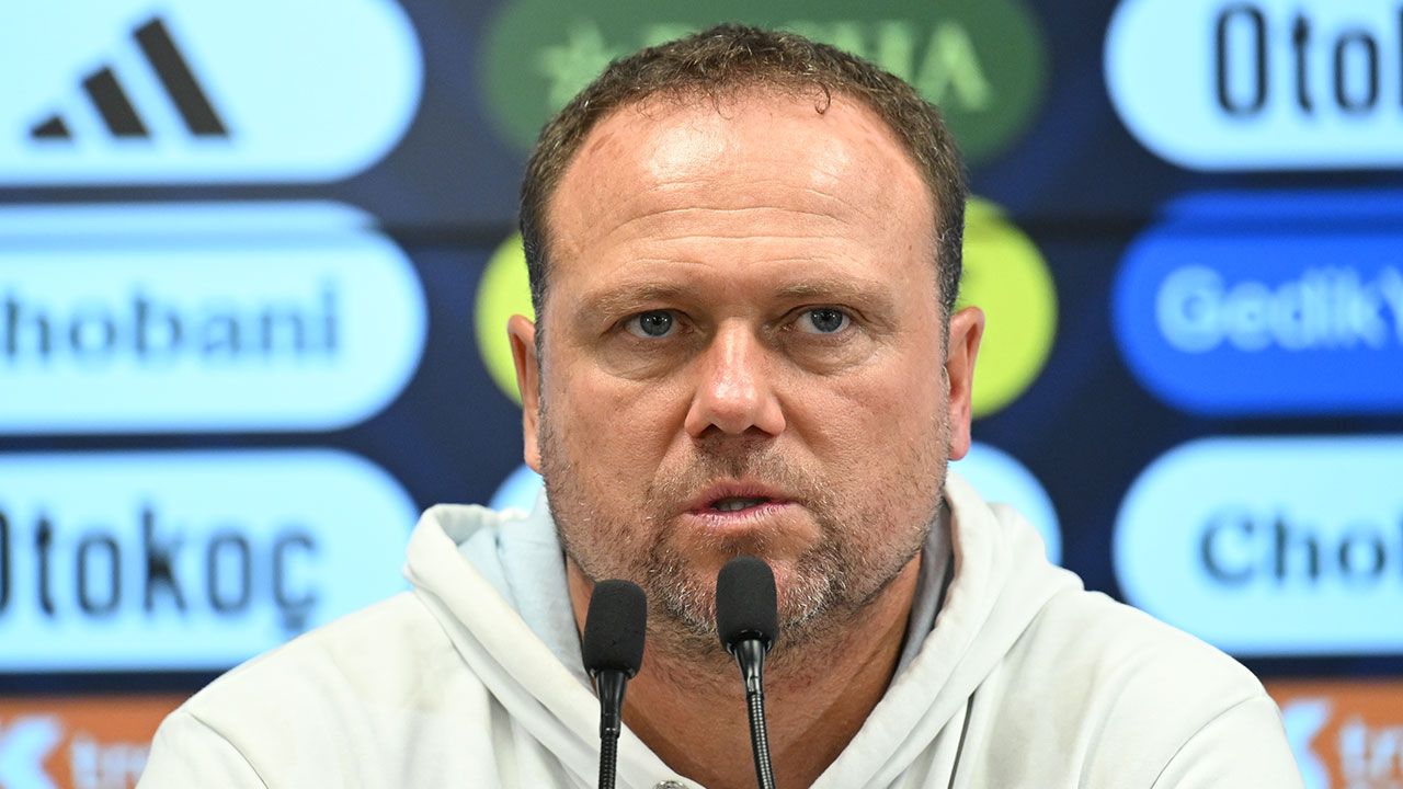 Fenerbahçe yenilgisi sonrası konuştu: Hakem hakkında bahane üretip ağlamam Fenerbahçe yenilgisi sonrası konuştu: Hakem hakkında bahane üretip ağlamam