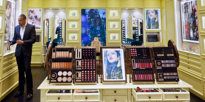 Gucci zararda! 'Beauty' birimlerini L'Oreal'e sattı - 2. Resim