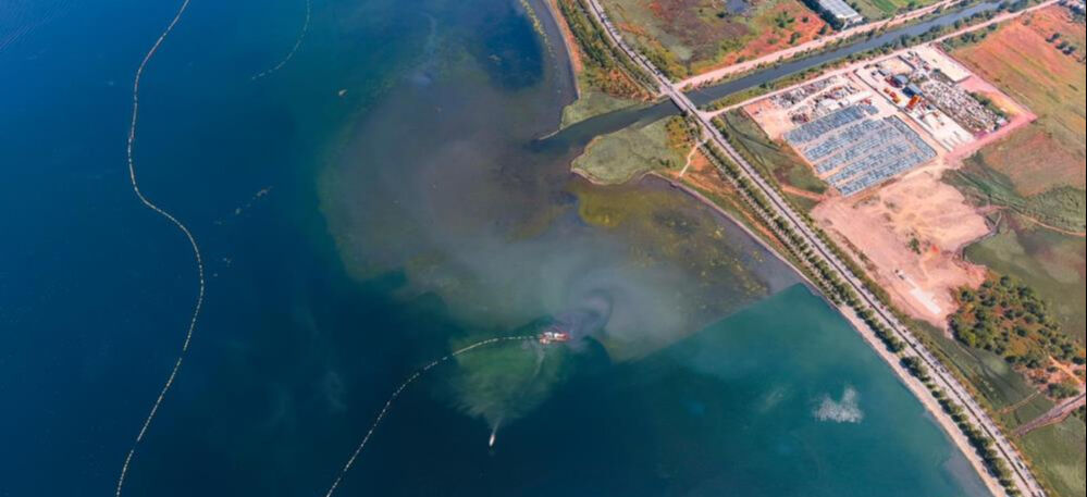 İzmit Körfezi'nde dev temizlik: 1,6 milyon metreküp dip çamuru çıkarıldı! - 2. Resim