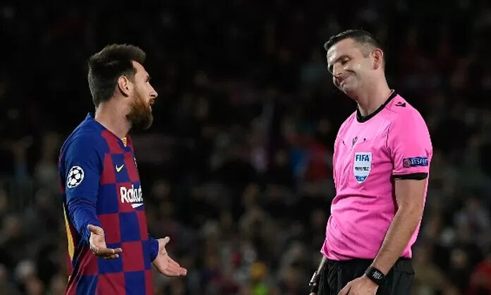 Michael Oliver kimdir, nereli, kaç yaşında? Hakemlik kariyeri merak konusu oldu! - 3. Resim