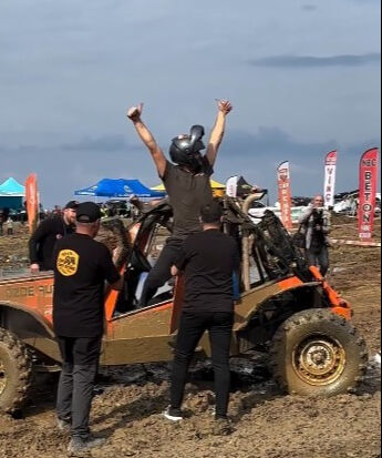 Trabzon'da Of Off-Road yarışını takla atarak bitirdi! Yürekler ağza geldi - 3. Resim