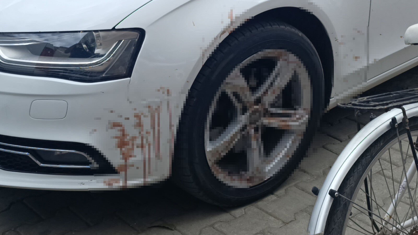 Araçtaki kan izleri ekipleri harekete geçirdi! Gerçek kısa sürede ortaya çıktı - 1. Resim